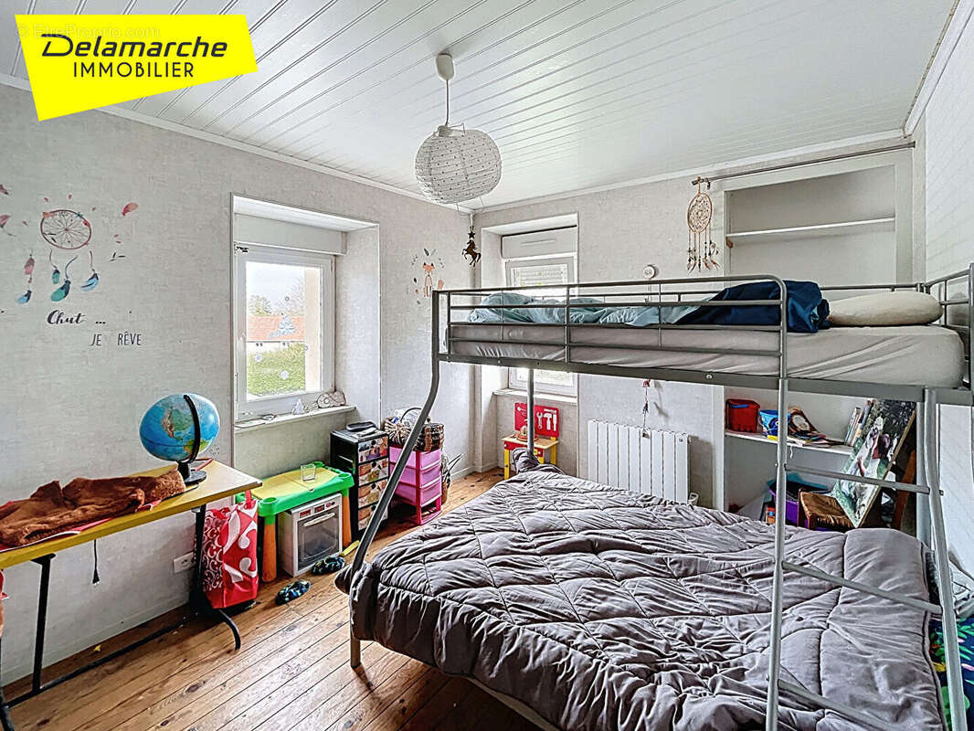 Maison à SAINT-SAUVEUR-LENDELIN