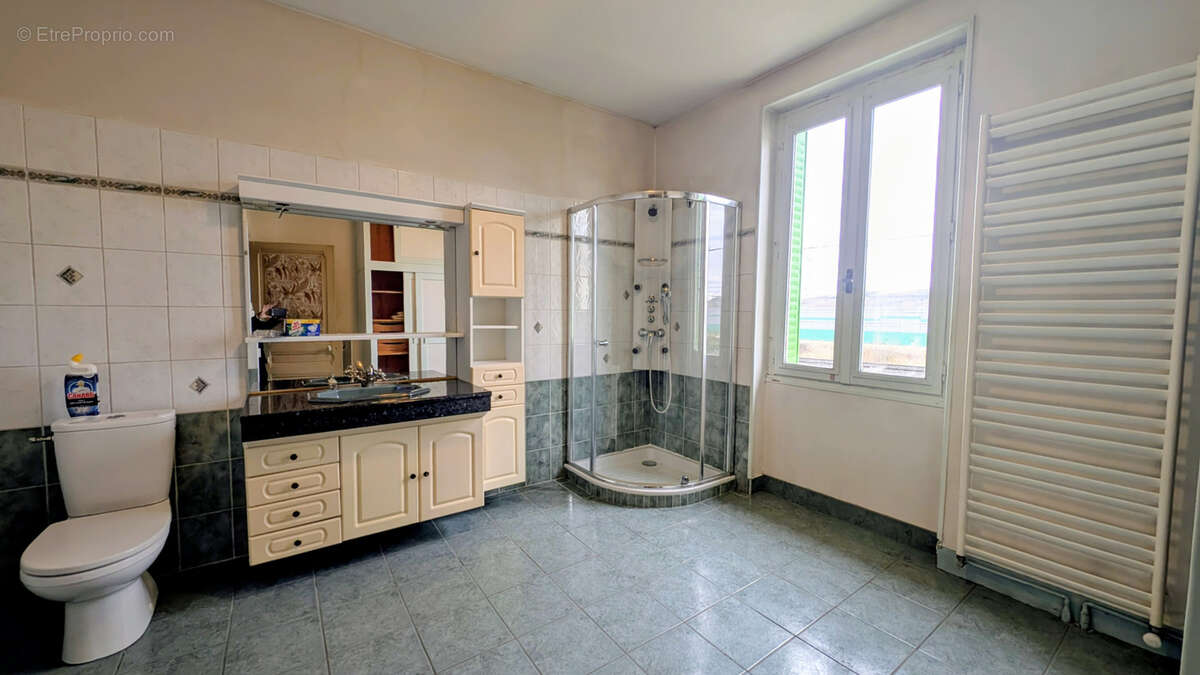 Maison à PONT-D'AIN