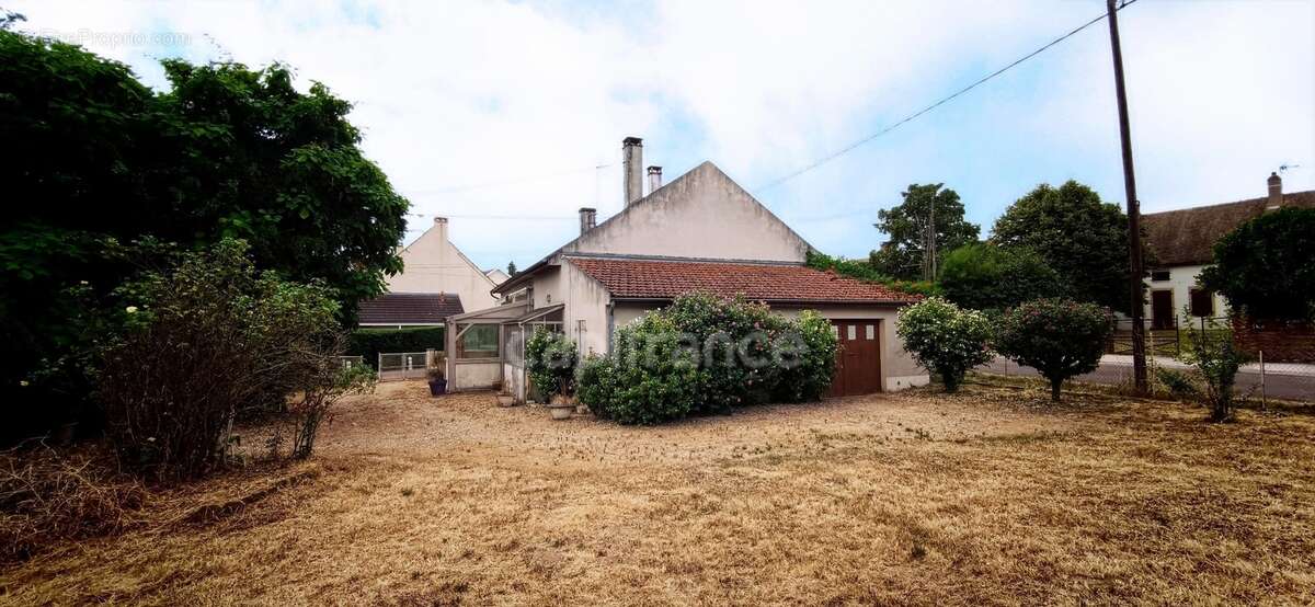 Maison à vendre 100m² à BRAGNY SUR SAONE - photo 12