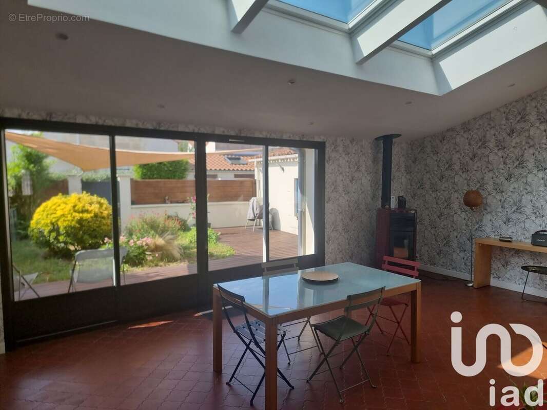 Photo 2 - Maison à ROCHEFORT