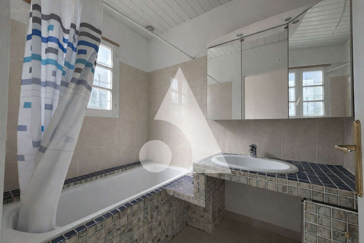 Maison Montry 8 pièce(s) 190 m2 / 6 suites parentales - photo 10