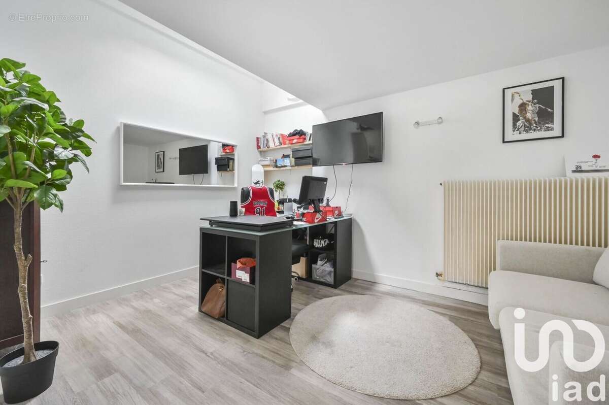 Photo 8 - Maison à SURESNES