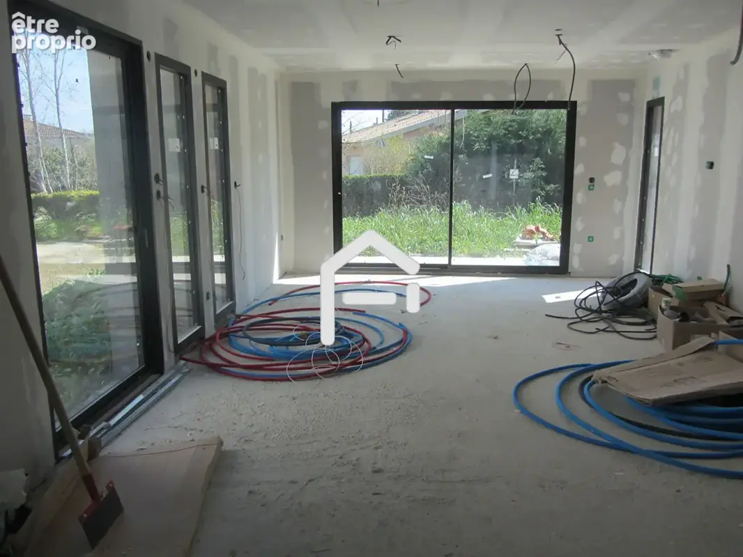 Maison 5 pièces 120 m² à vendre à Saint-Genies-Bellevue (31180) - photo 2