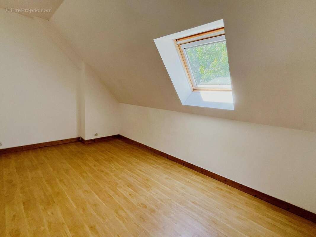 Maison 142 m² à Saint-Nazaire  - photo 7