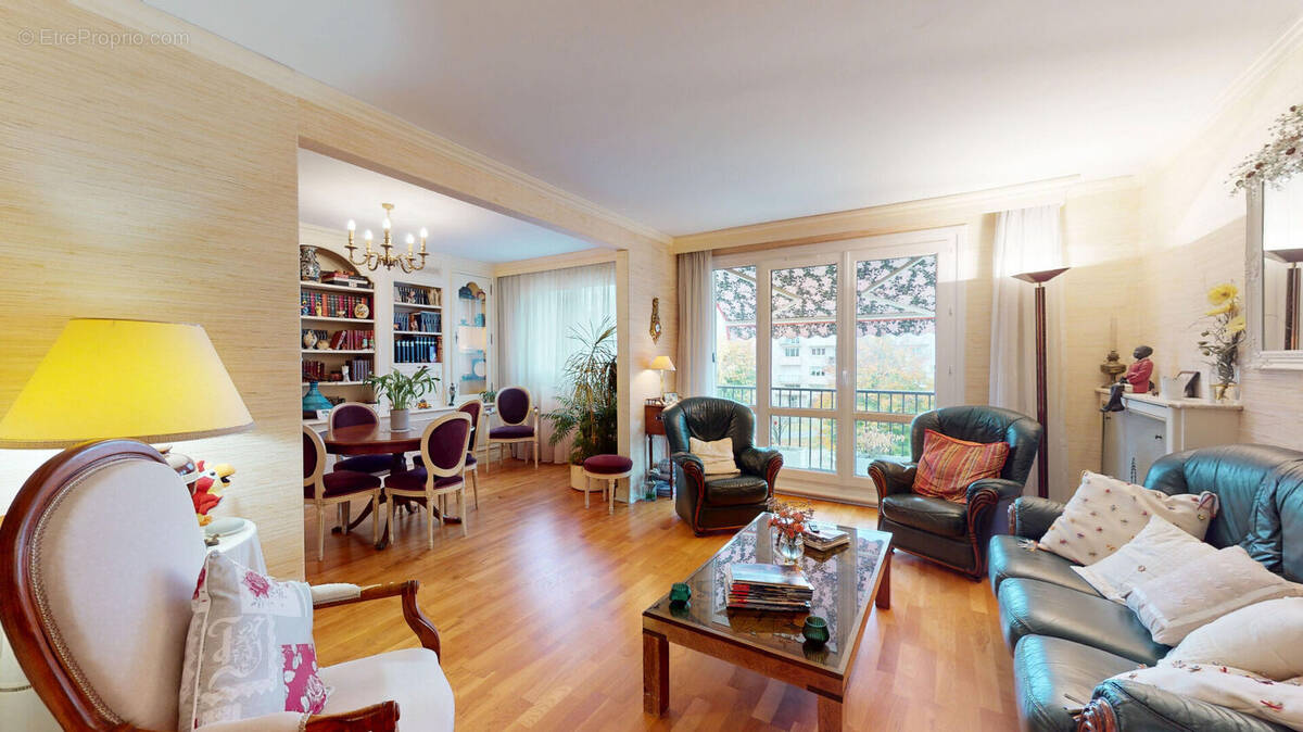 Appartement à BOIS-D'ARCY