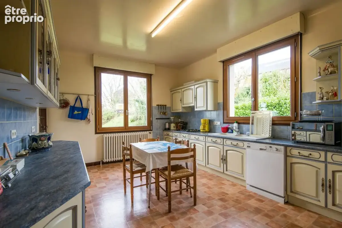 Maison familiale au coeur  d'un village Corrézien, proche Brive - photo 7