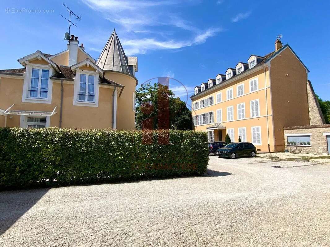 Appartement à FONTAINEBLEAU