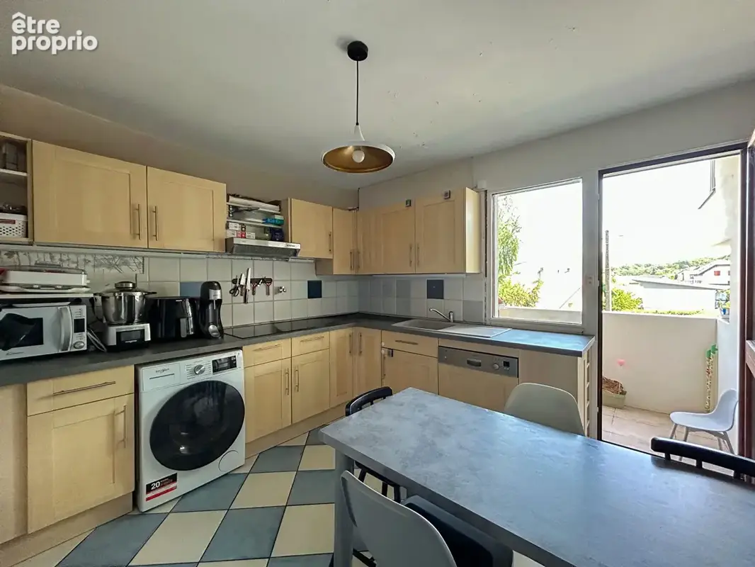CHAMBÉRY- Secteur Bissy  Appartement T4 de 86 m2 - photo 5