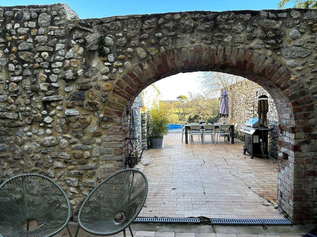 Maison à MASSILLARGUES-ATTUECH