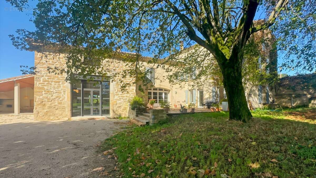 Maison à LA BAUME-CORNILLANE