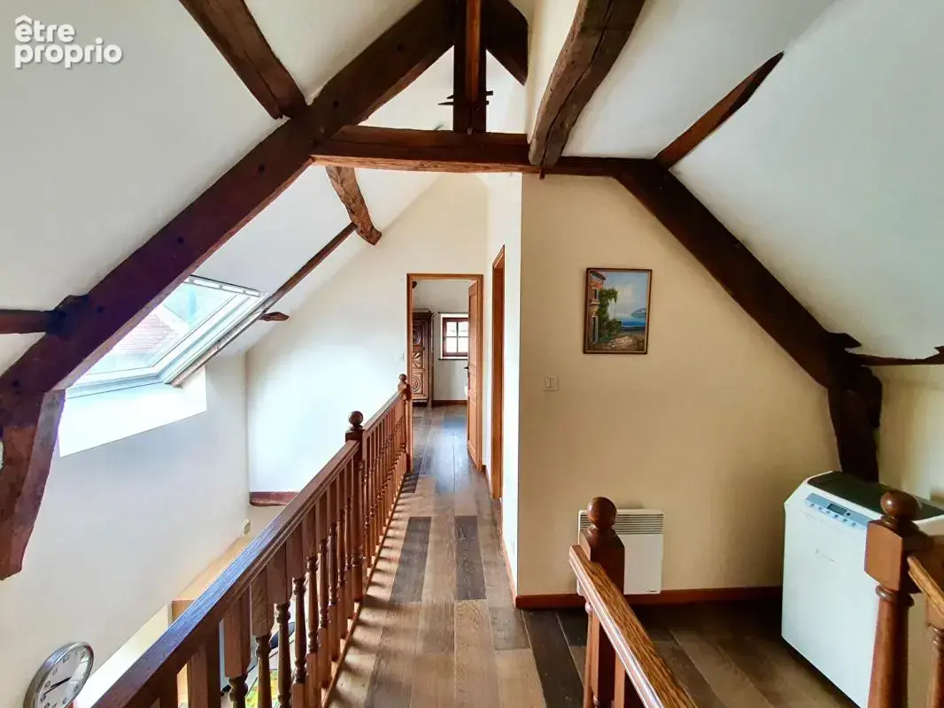 Sally HICKEY vous présente 2 maisons en pierre. 4 chambres, 3 salle de bains, 2 jardins et un grand parking.  Ne ratez pas ! - photo 5