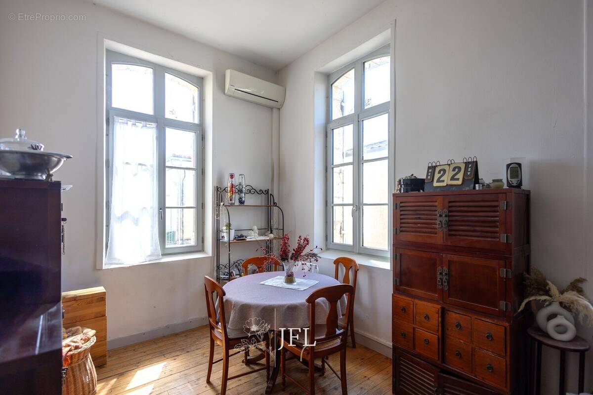 n°6 - Maison à SAINT-CLAR