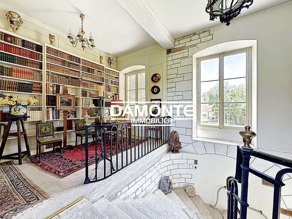 Vivez la vie de château   Une demeure historique au cœur d'un domaine d'exception ! - photo 4