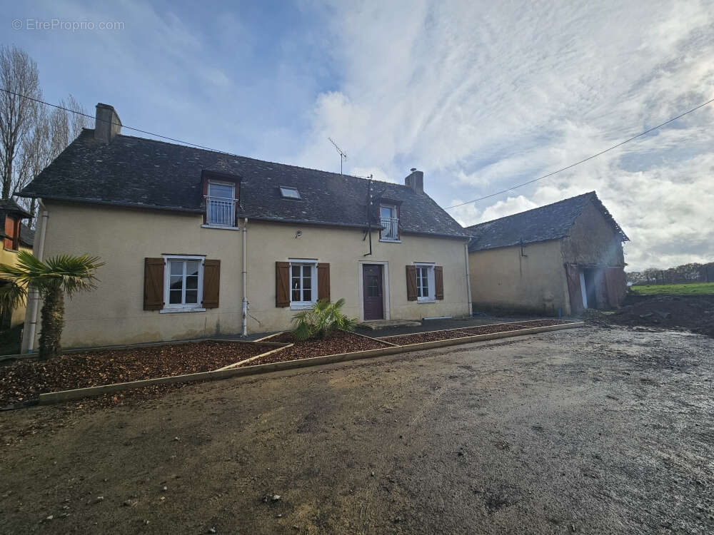Maison à VERN-SUR-SEICHE