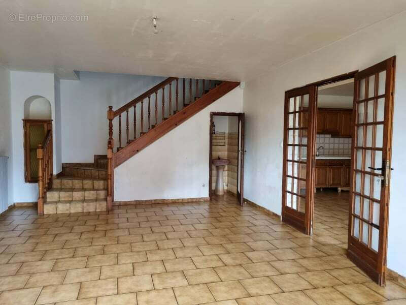 Maison à AMBARES-ET-LAGRAVE