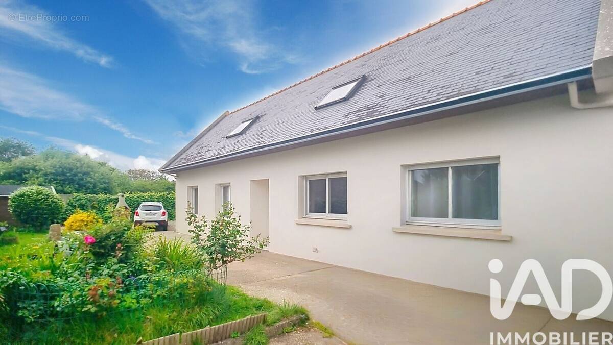 Photo 1 - Maison à POULDREUZIC