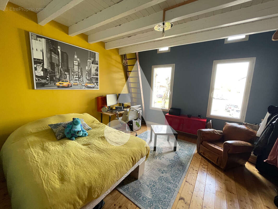 Maison à SAINT-ANDRE-DE-CUBZAC