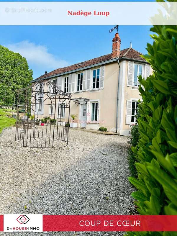 Maison à TOUCY