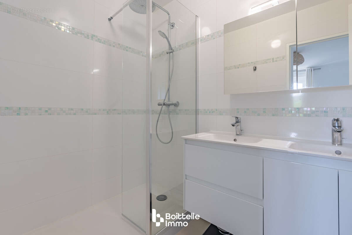 Appartement à FONTAINEBLEAU