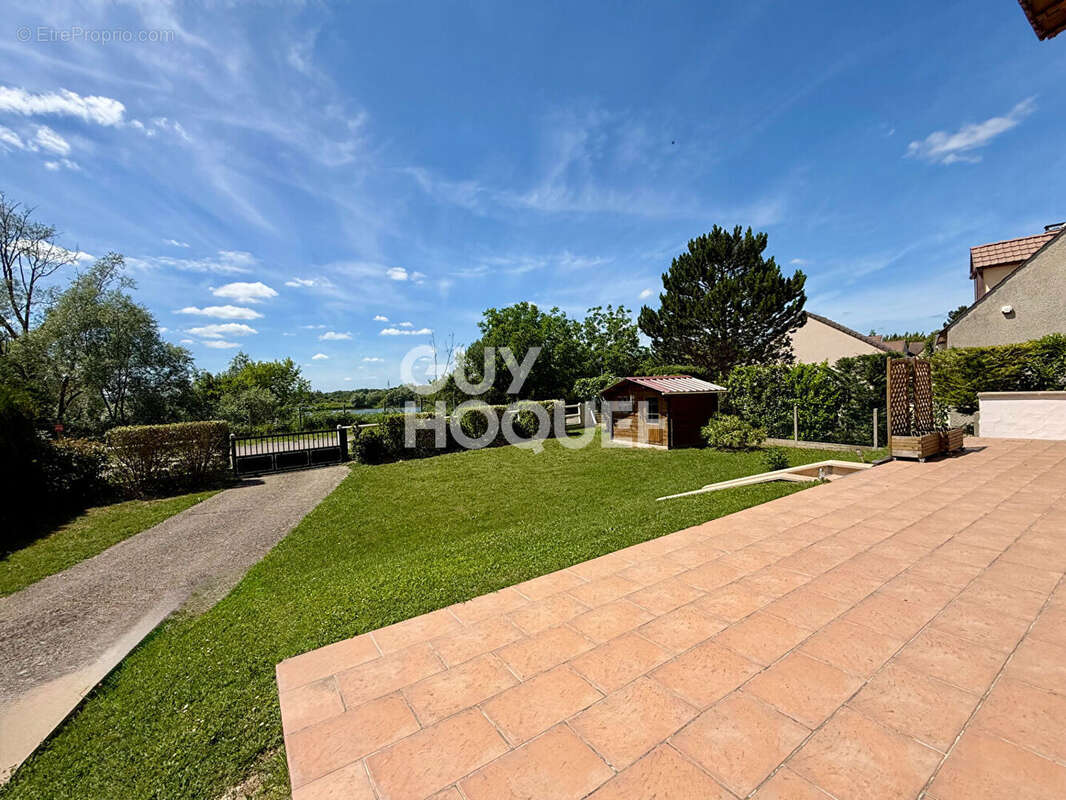 EPONE - Maison familiale 4 chambres - 148 m2 - photo 3