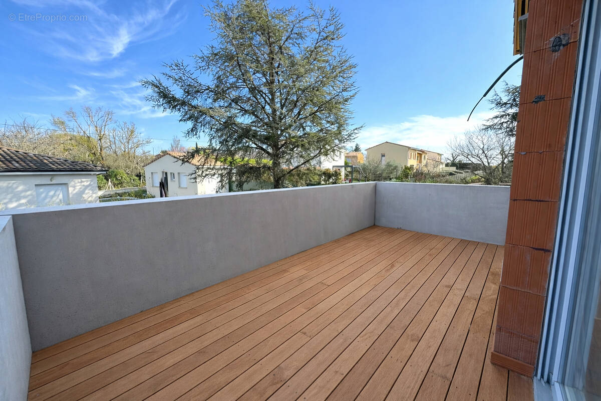 Appartement à ESCALQUENS