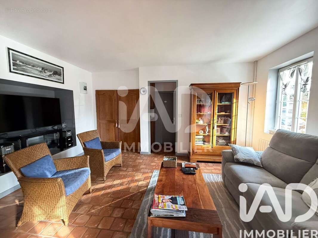 Maison 150 m² à Ecquetot  - photo 4