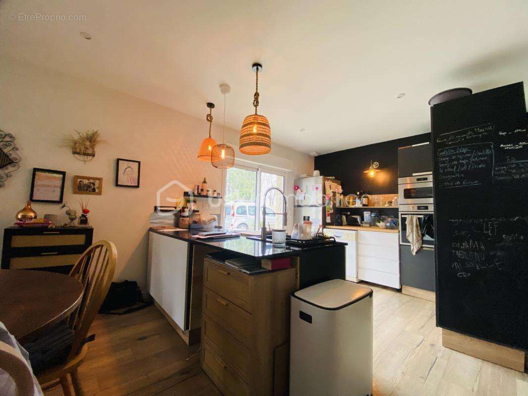 Maison à SAINT-JOUAN-DES-GUERETS