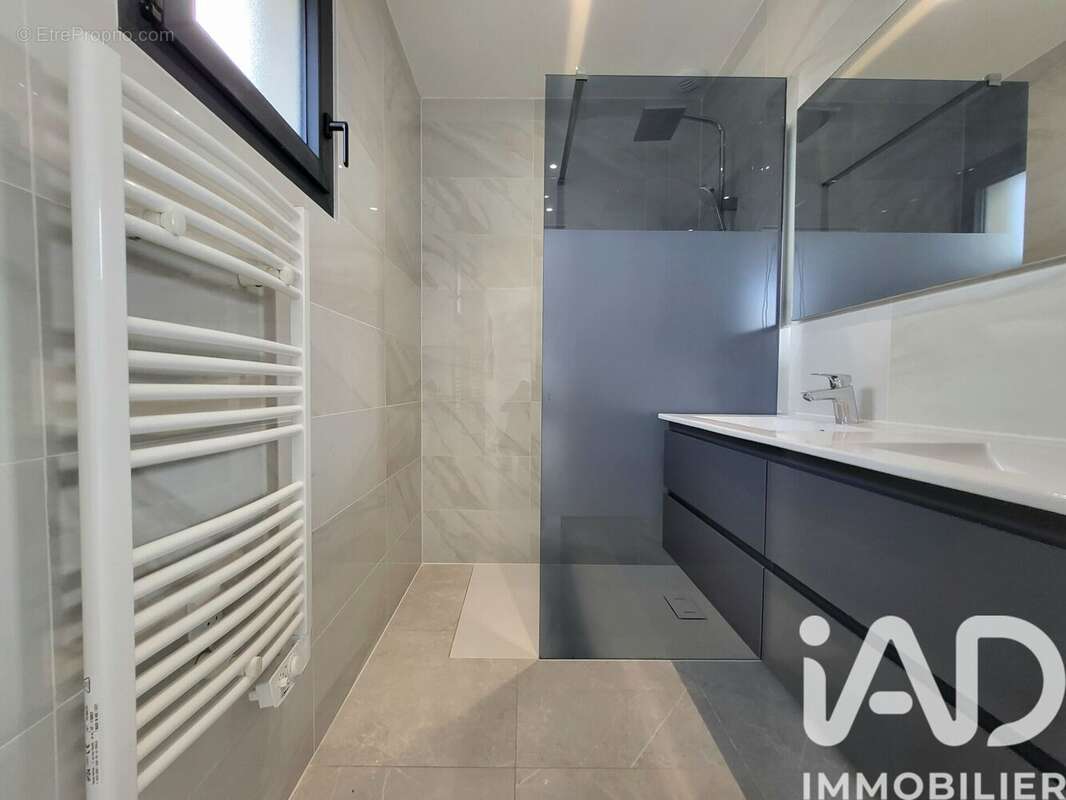 Maison 145 m² à Narbonne  - photo 7