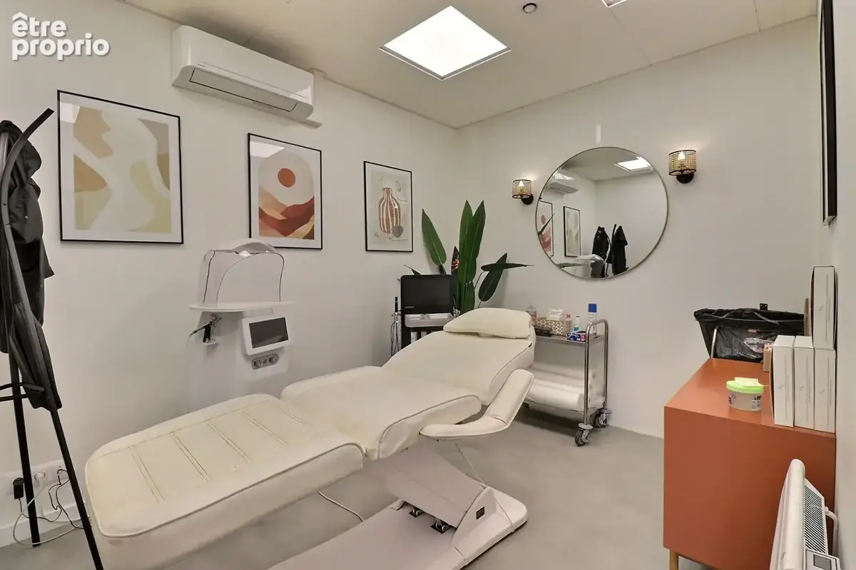 Murs Commerciaux sous bail commercial - Chambery 140 m2 - photo 6
