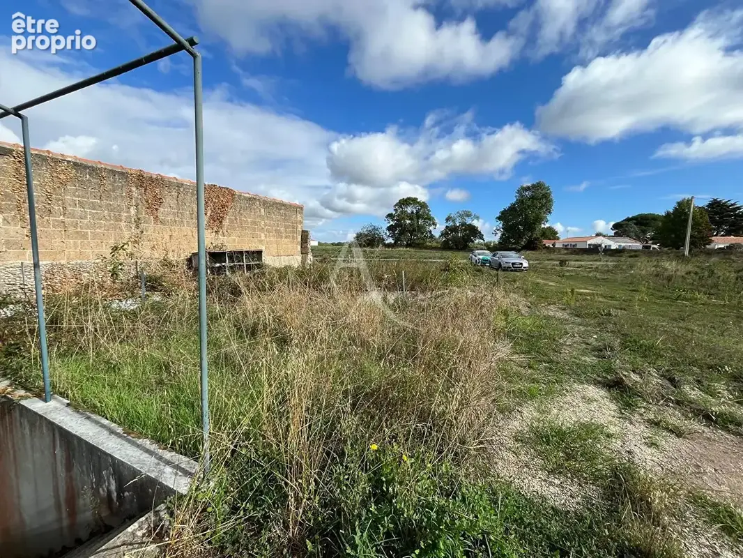 SOULLANS , maison 5 pièces à restaurer sur près de 450 m² - photo 8