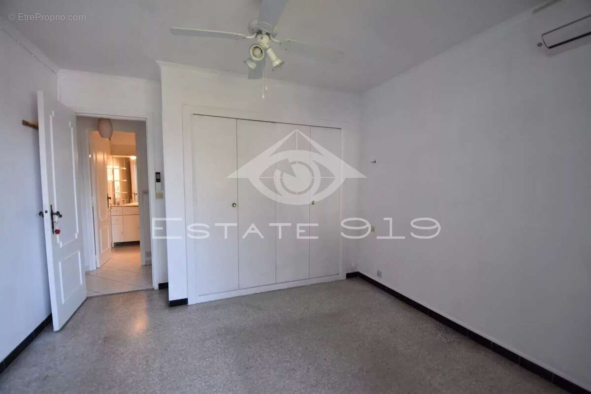 Appartement à LE CANNET