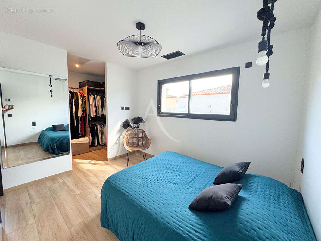 Maison à VILLELONGUE-DE-LA-SALANQUE