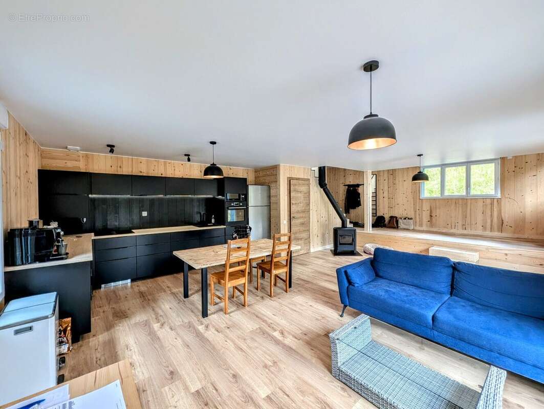 Maison à LA COMPOTE