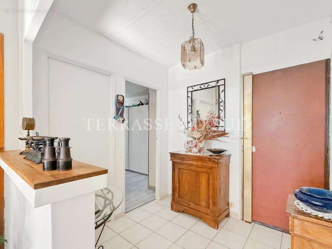Appartement à MARSEILLE-12E