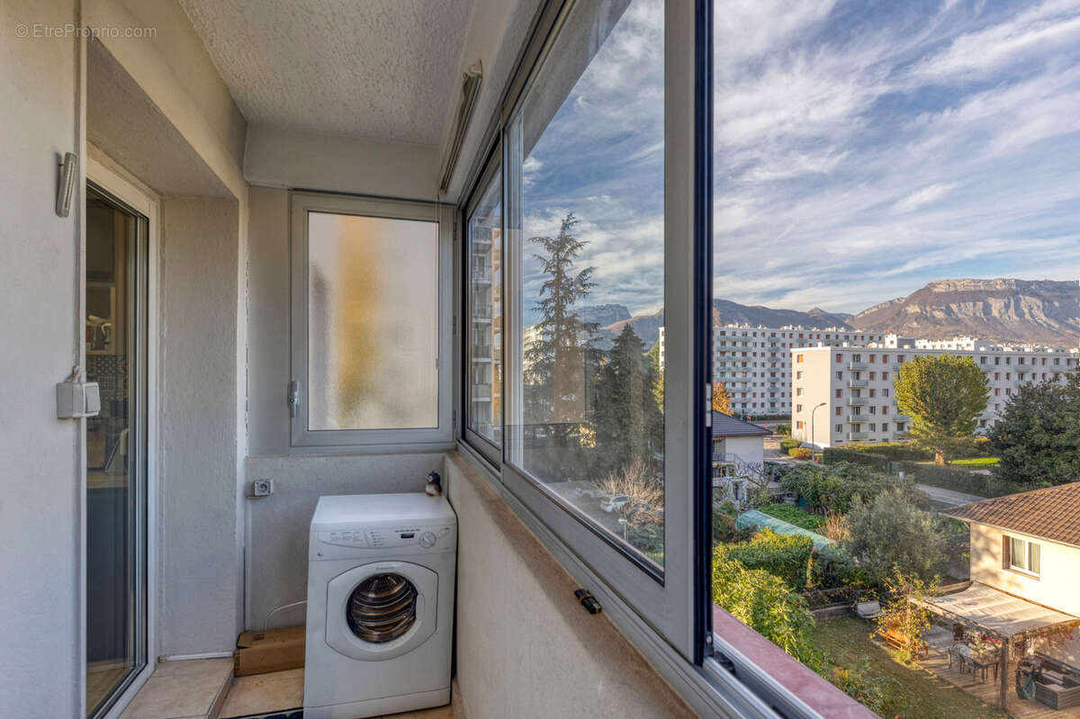 Appartement à SAINT-MARTIN-D&#039;HERES