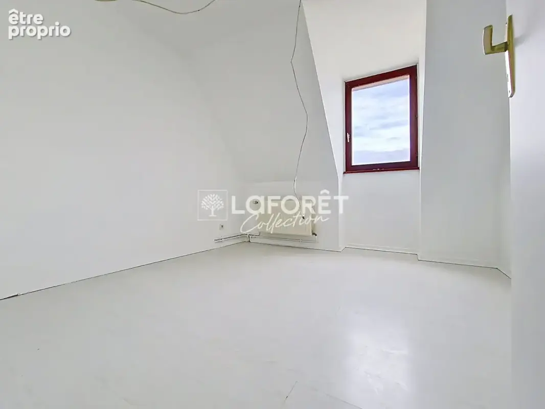 Duplex deux chambres proche gare et commerces - photo 5