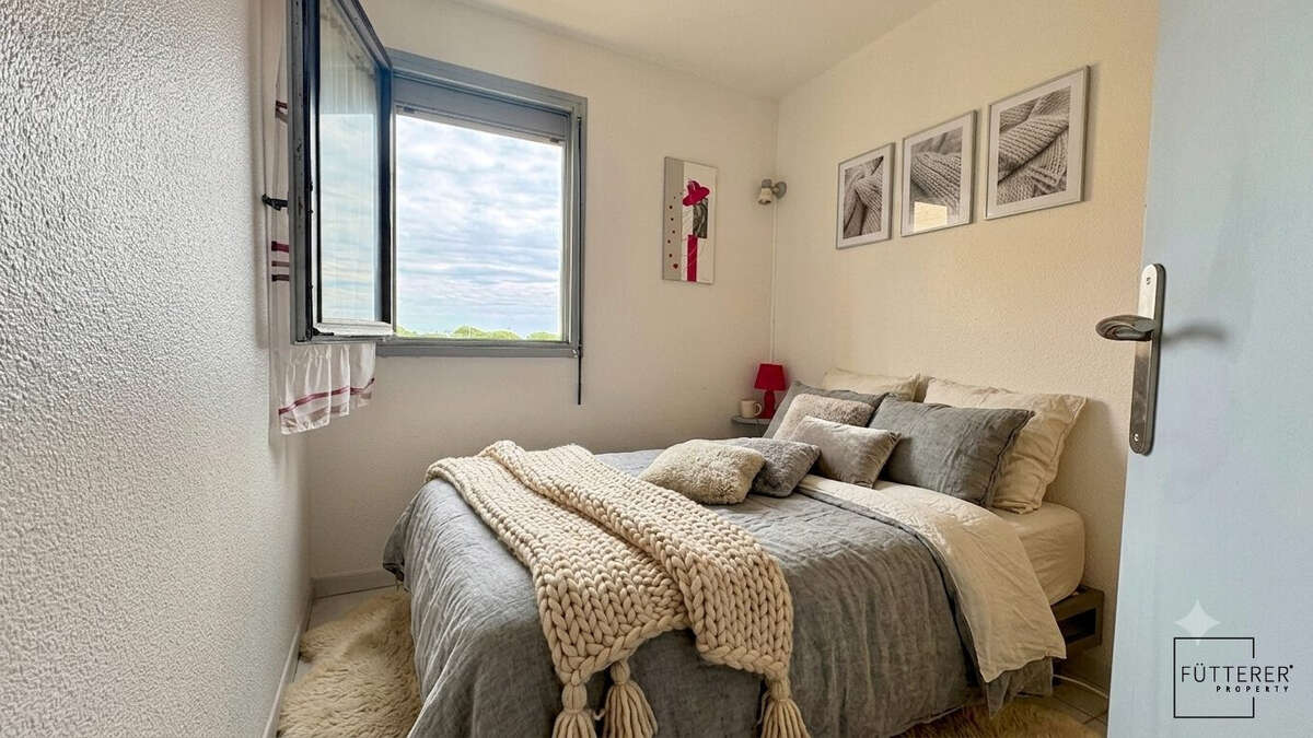 Bas de Saint-Pierre-la-Mer : Appartement T2 avec loggia ouverte - photo 12