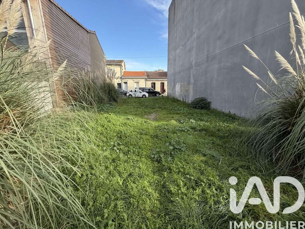 Photo 3 - Terrain à BORDEAUX