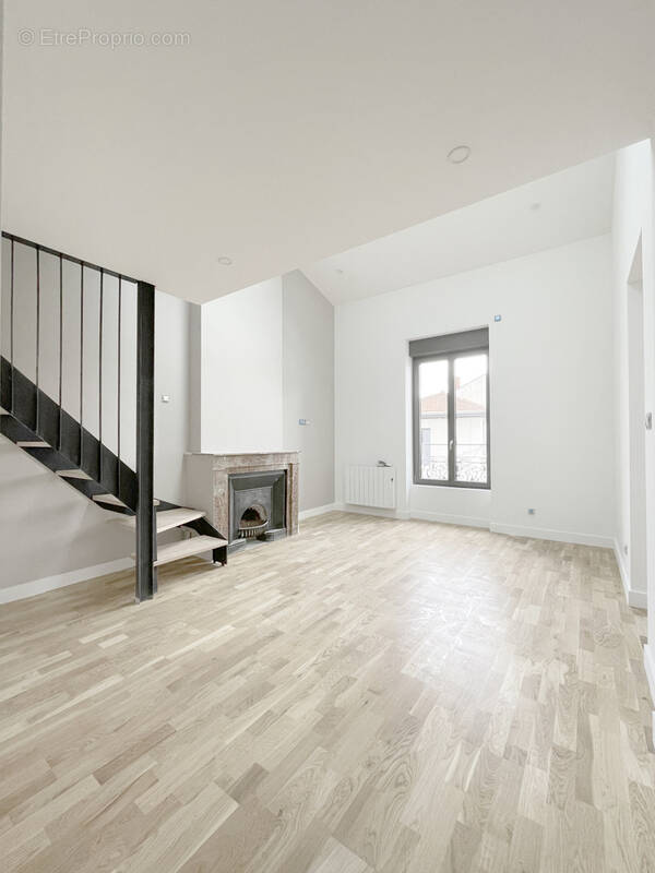 Appartement à SAINT-FONS