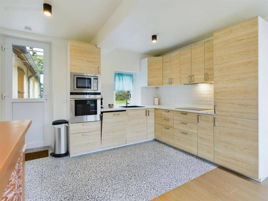 Appartement à AIX-EN-OTHE