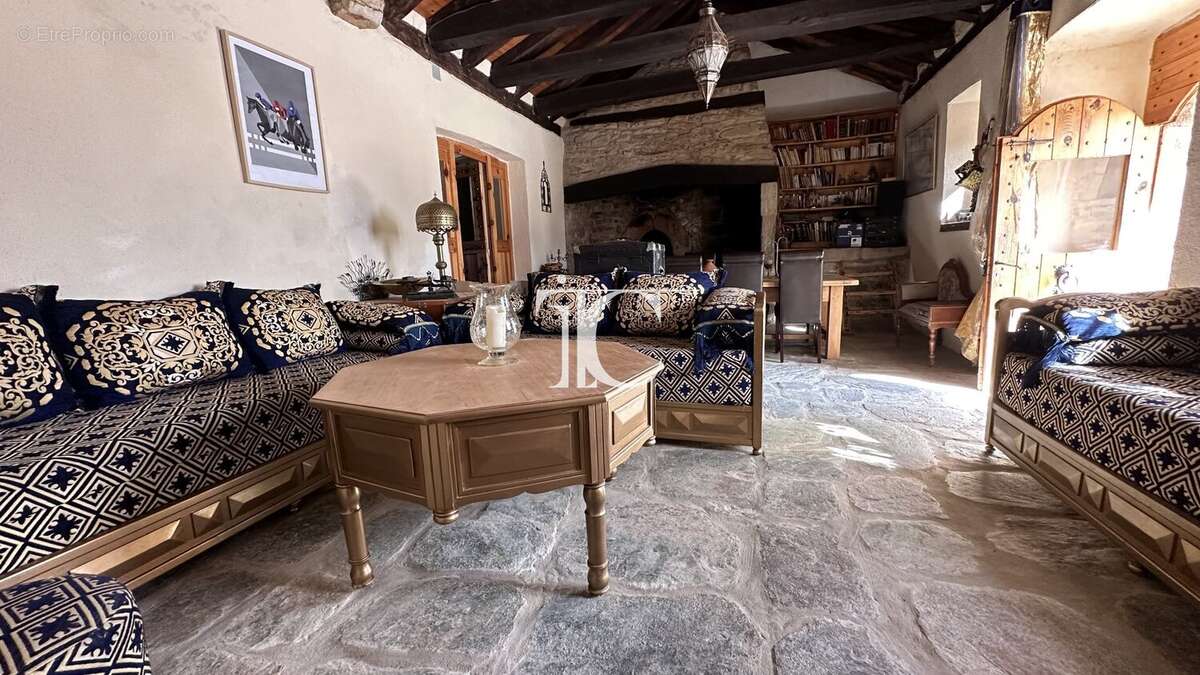 Mas du xviiieme 7ha de terrain - photo 8