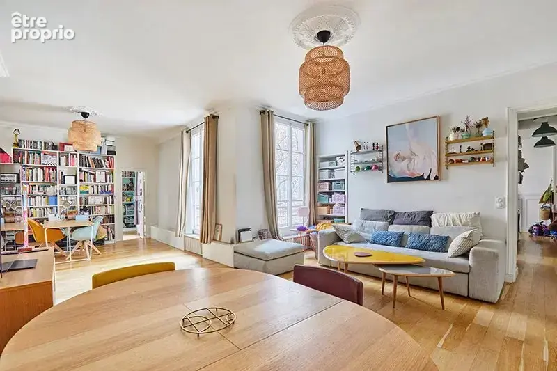 Paris 11 ème – Oberkampf  4 pièces de 104 m² - photo 1
