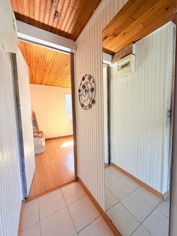 Appartement à MATEMALE