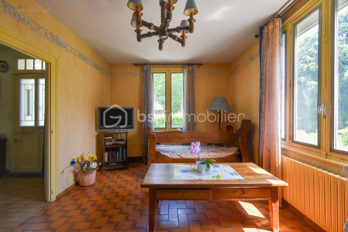 Maison à ECHIROLLES