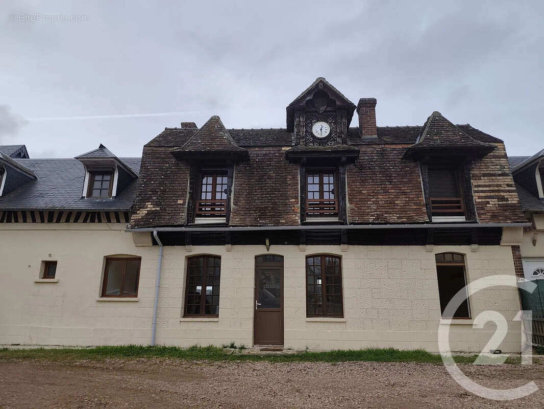 Maison à BEAUMONT-LE-ROGER