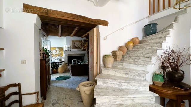 Maison à VAISON-LA-ROMAINE