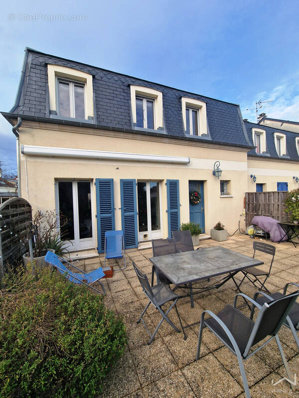 Maison à MANTES-LA-JOLIE