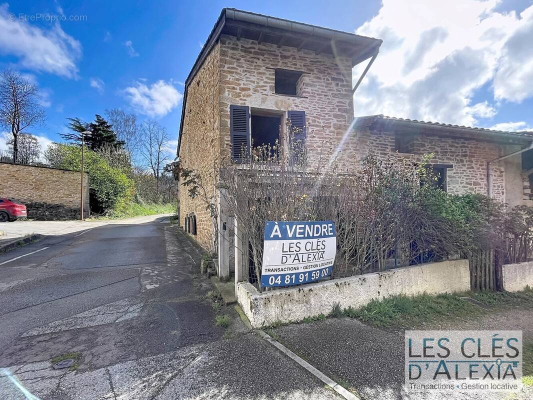 Appartement à JOUDES