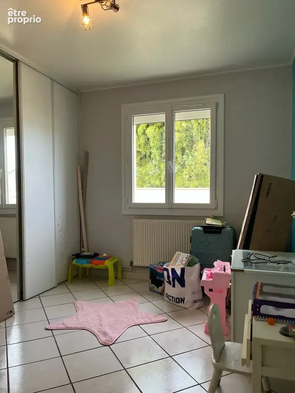 EXCLUSIVITE Pavillon de plain pied avec grands garages et jardin arboré - photo 10