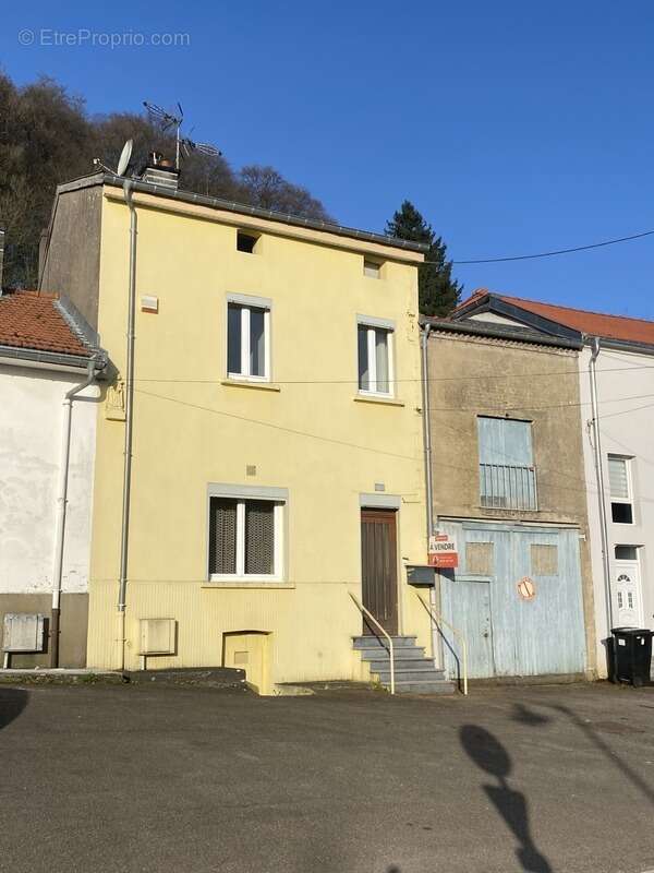 Maison à MONT-SAINT-MARTIN